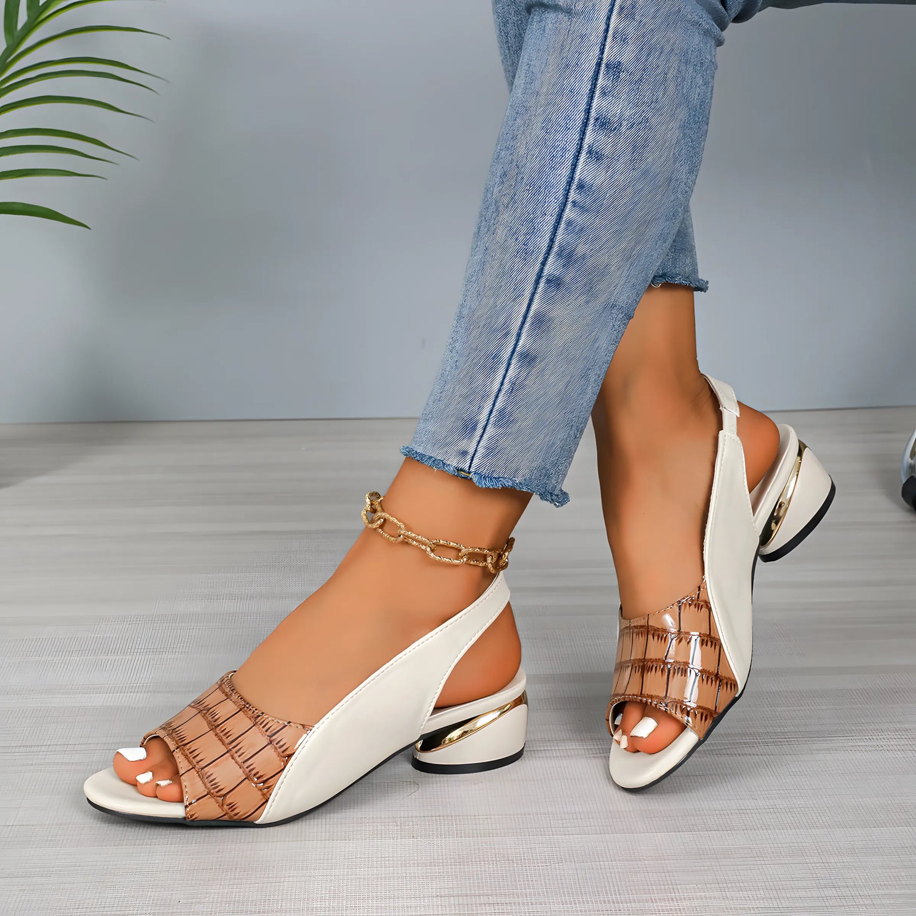 Whitney™ | Elegant Leather Sandals