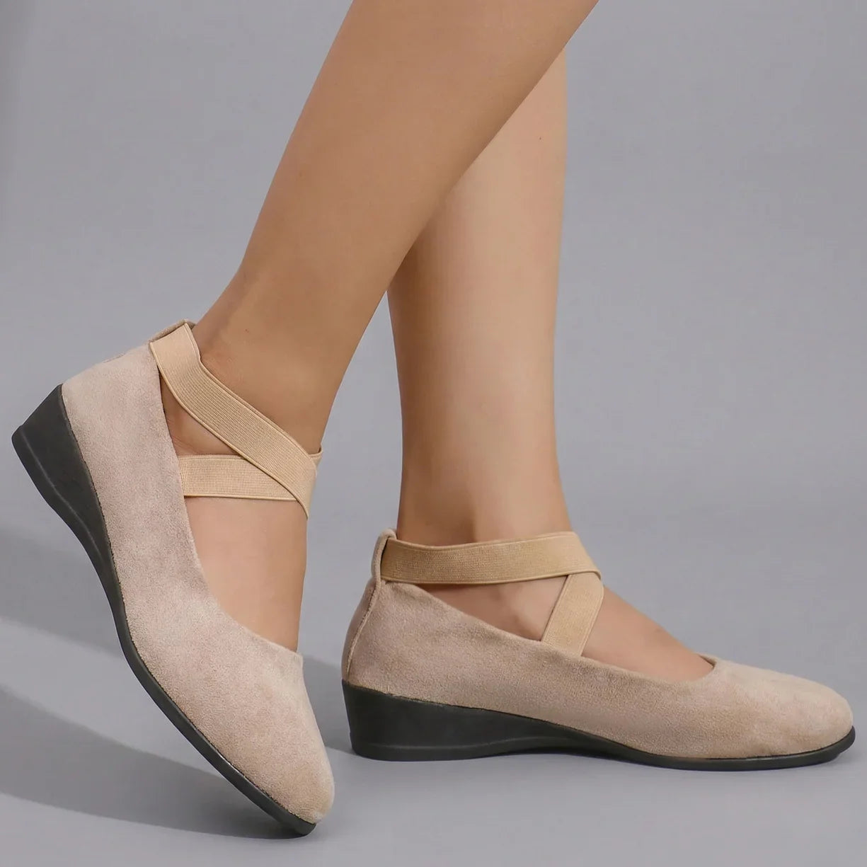 Madeleine | Closed and Comfortable Wedge Shoes
