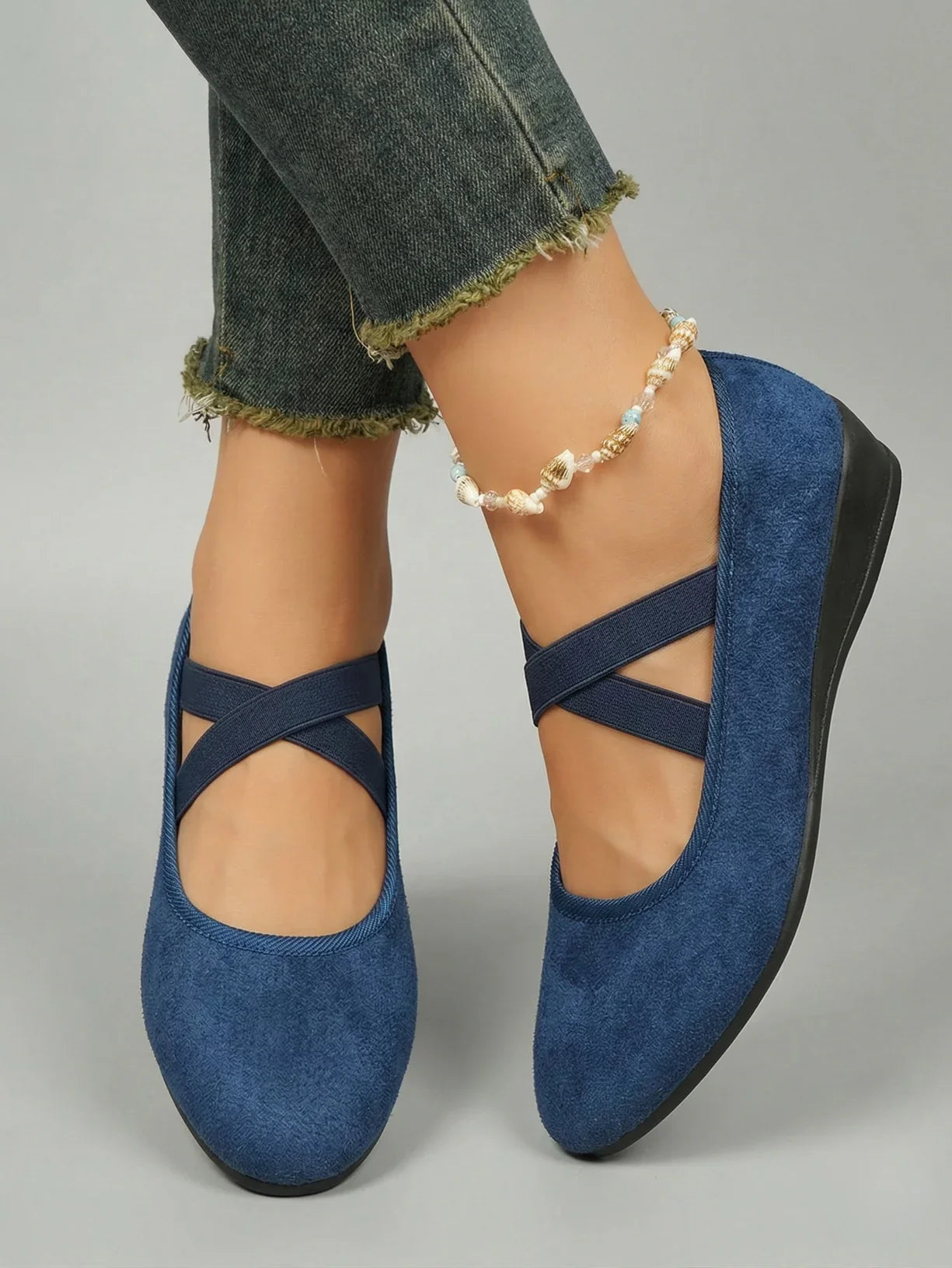 Madeleine | Closed and Comfortable Wedge Shoes