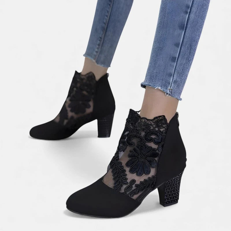 Adinah – Elegant orthopedic heels