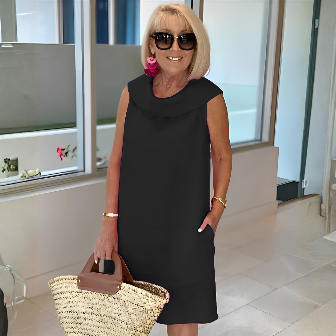 Perla – Sleeveless Sheath Dress with Round Neck
