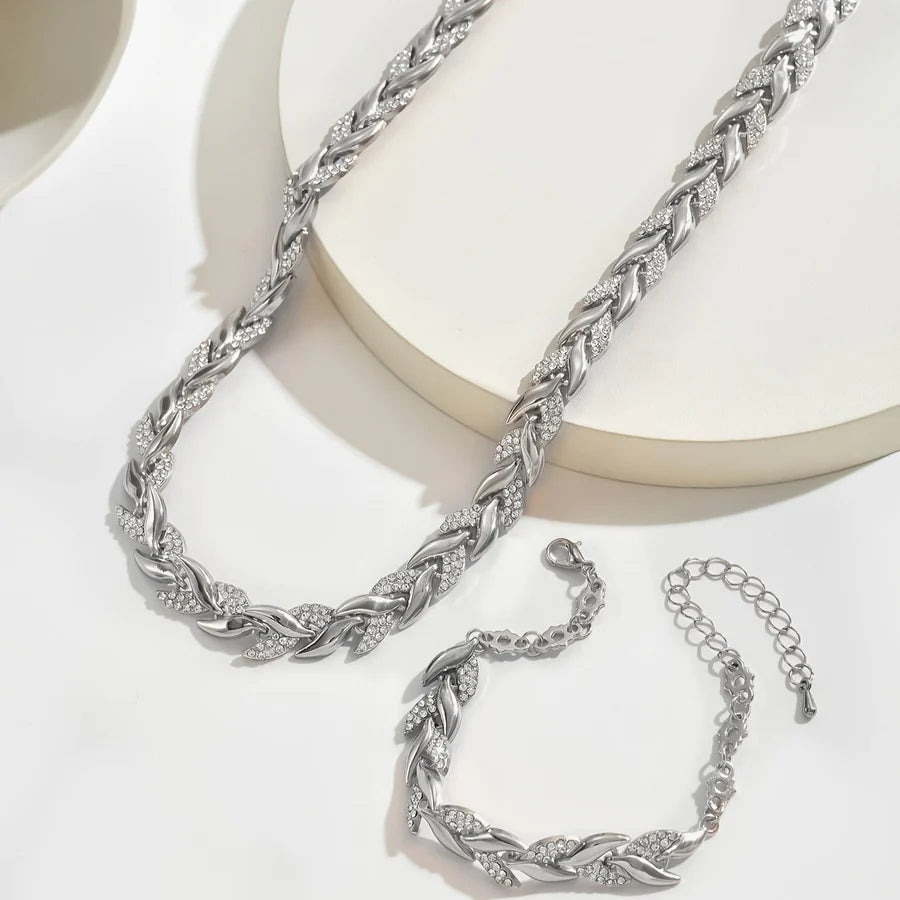 Sophisticated Fishtail Jewelry Set