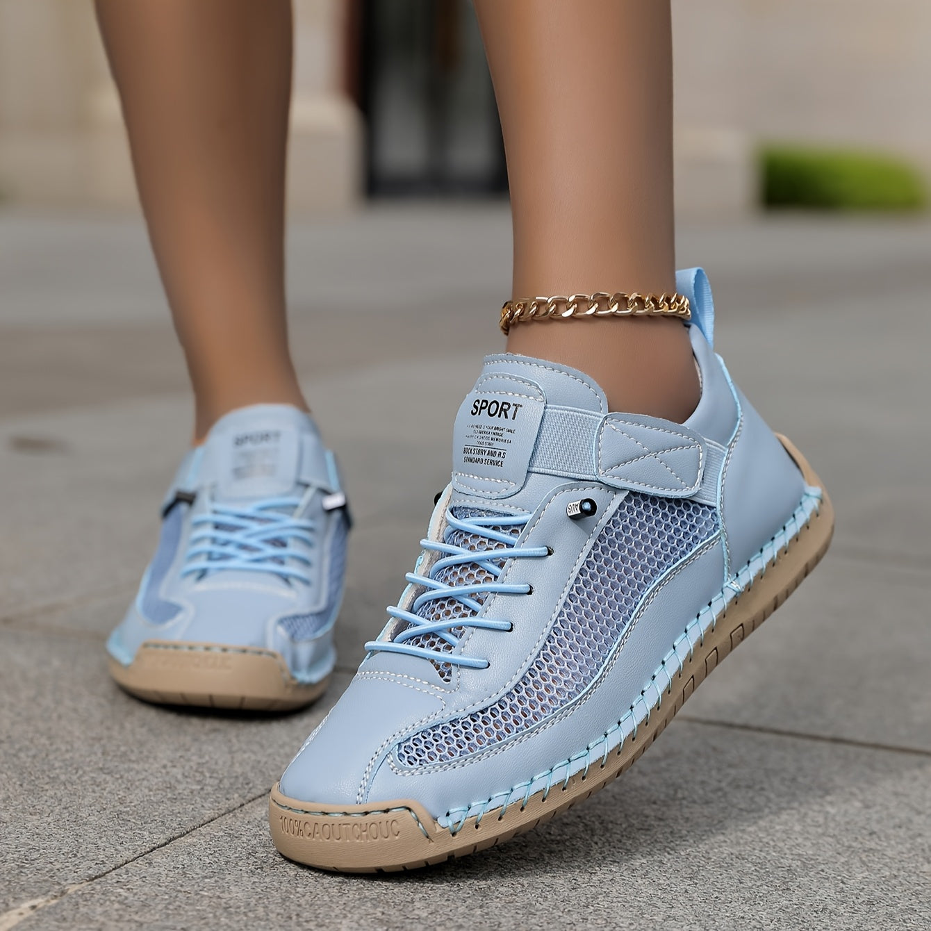 Mira – Light summer comfort with a breathable design