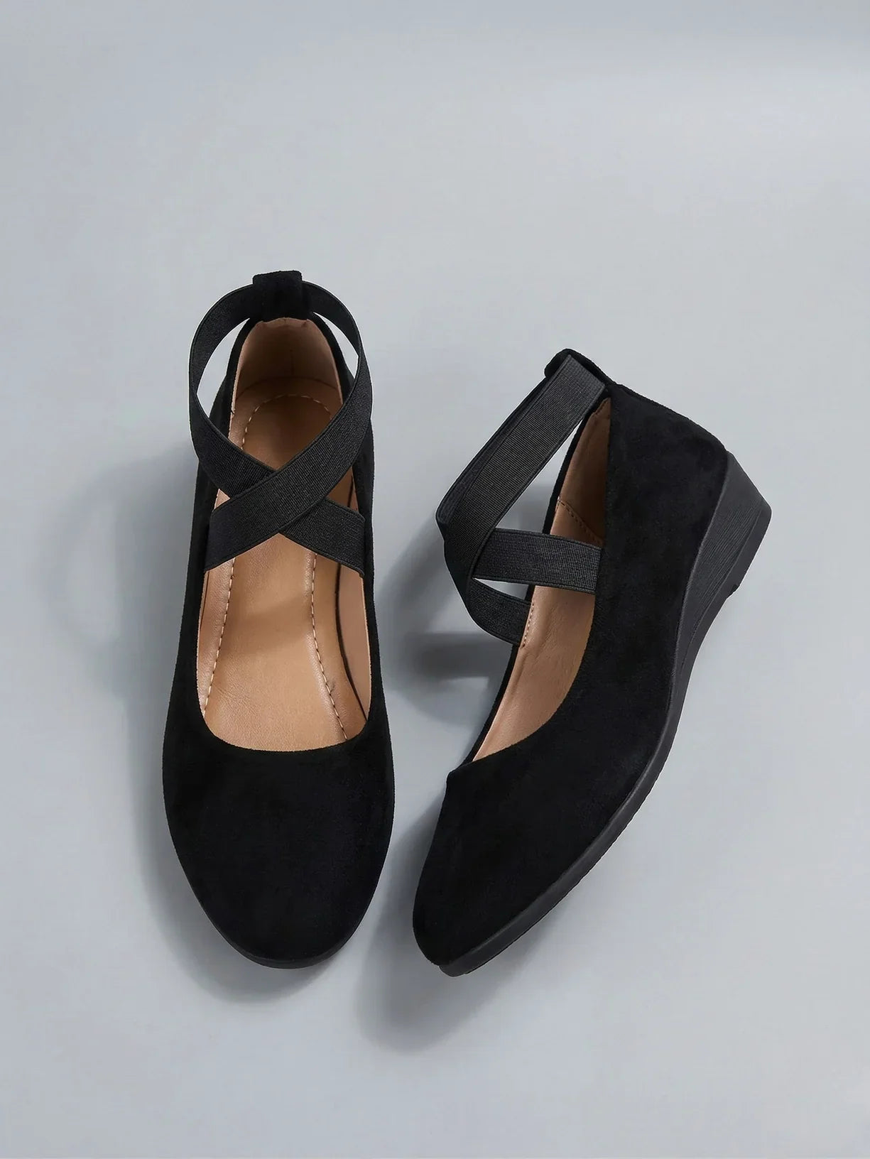 Madeleine | Closed and Comfortable Wedge Shoes