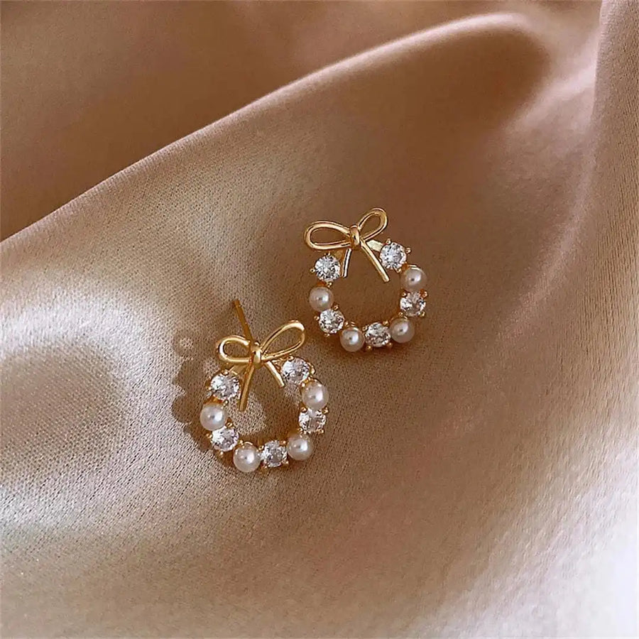 Bow Pearl Circle Stud Earrings