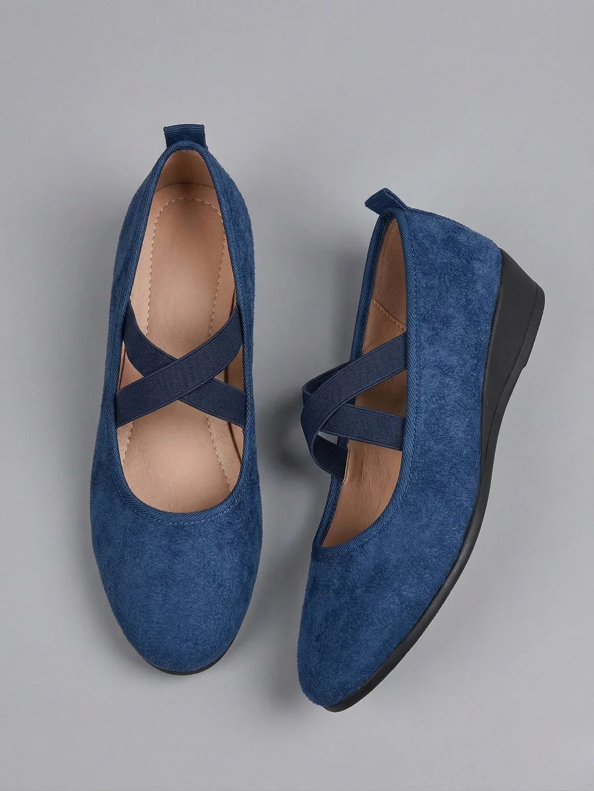 Madeleine | Closed and Comfortable Wedge Shoes