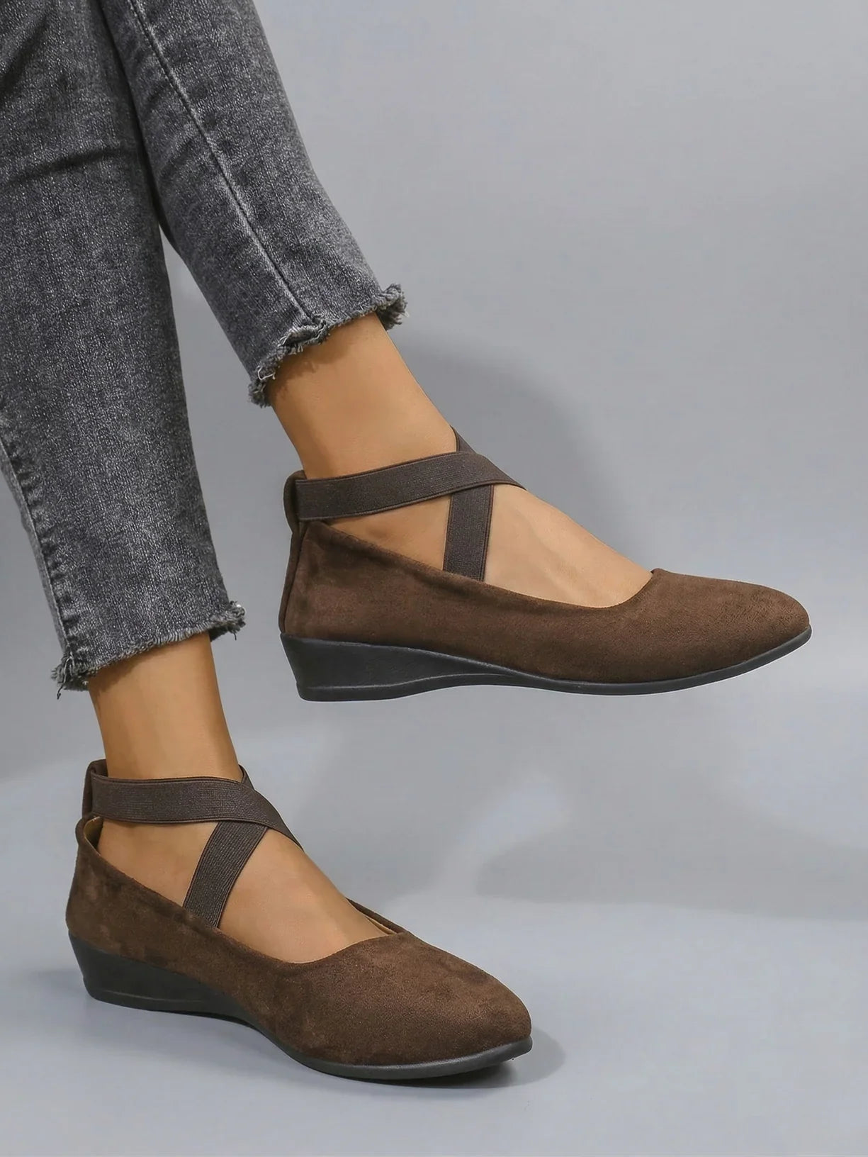 Madeleine | Closed and Comfortable Wedge Shoes